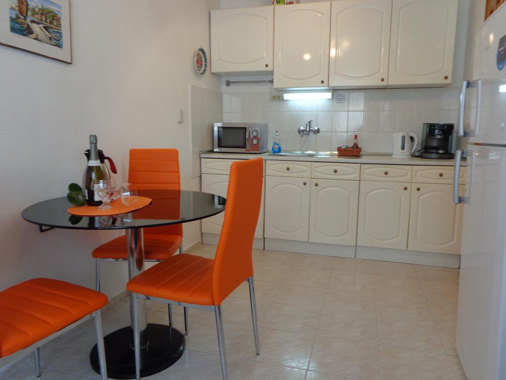Zoya Apartment Μπουργκάς Εξωτερικό φωτογραφία