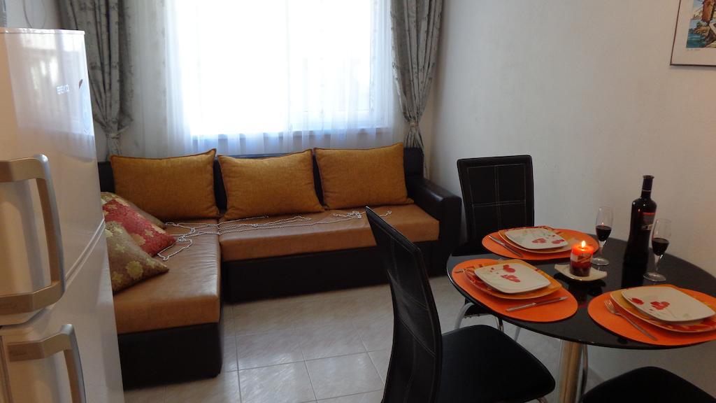 Zoya Apartment Μπουργκάς Δωμάτιο φωτογραφία