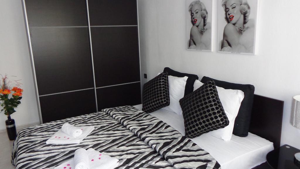 Zoya Apartment Μπουργκάς Δωμάτιο φωτογραφία